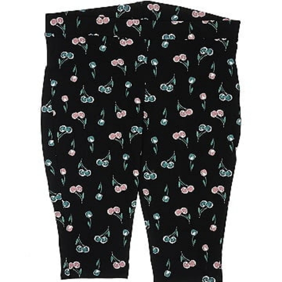 Torrid size 4 Capri pants - Picture 1 of 2